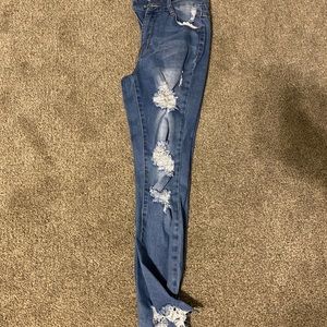 Curvy High-Rise Fray Hem Skinny Jeans - size 2